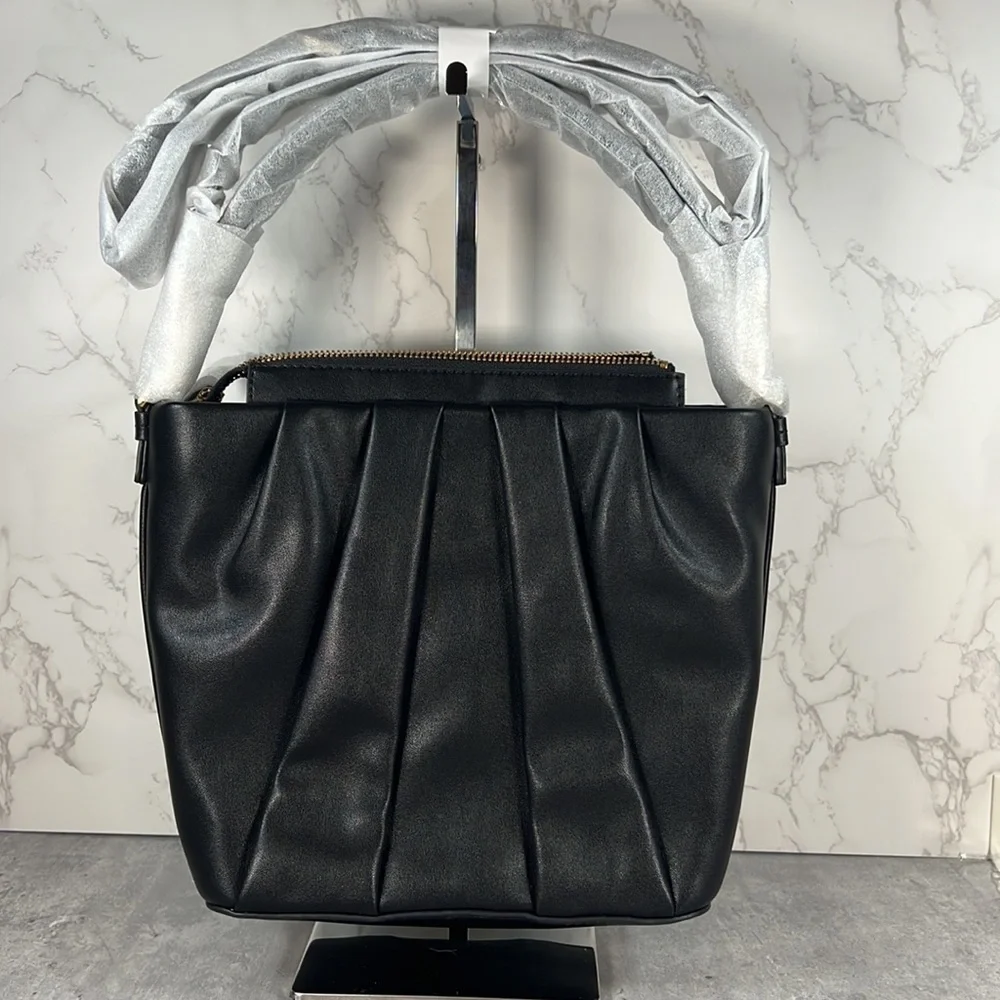Calvin Klein NEW Myla Smooth PU Bucket Bag Black/Gold